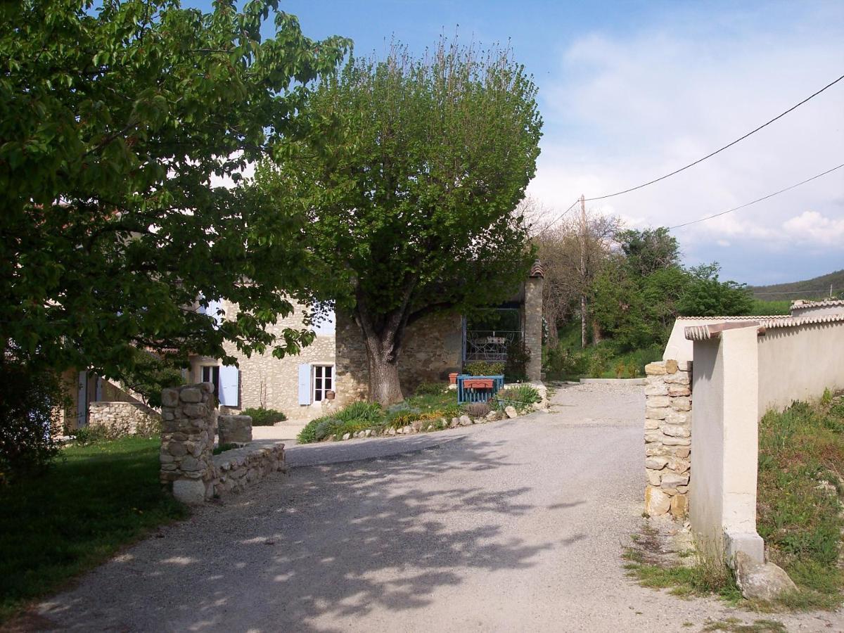 Chambre D'Hotes Lou Pataclet Charols Екстериор снимка