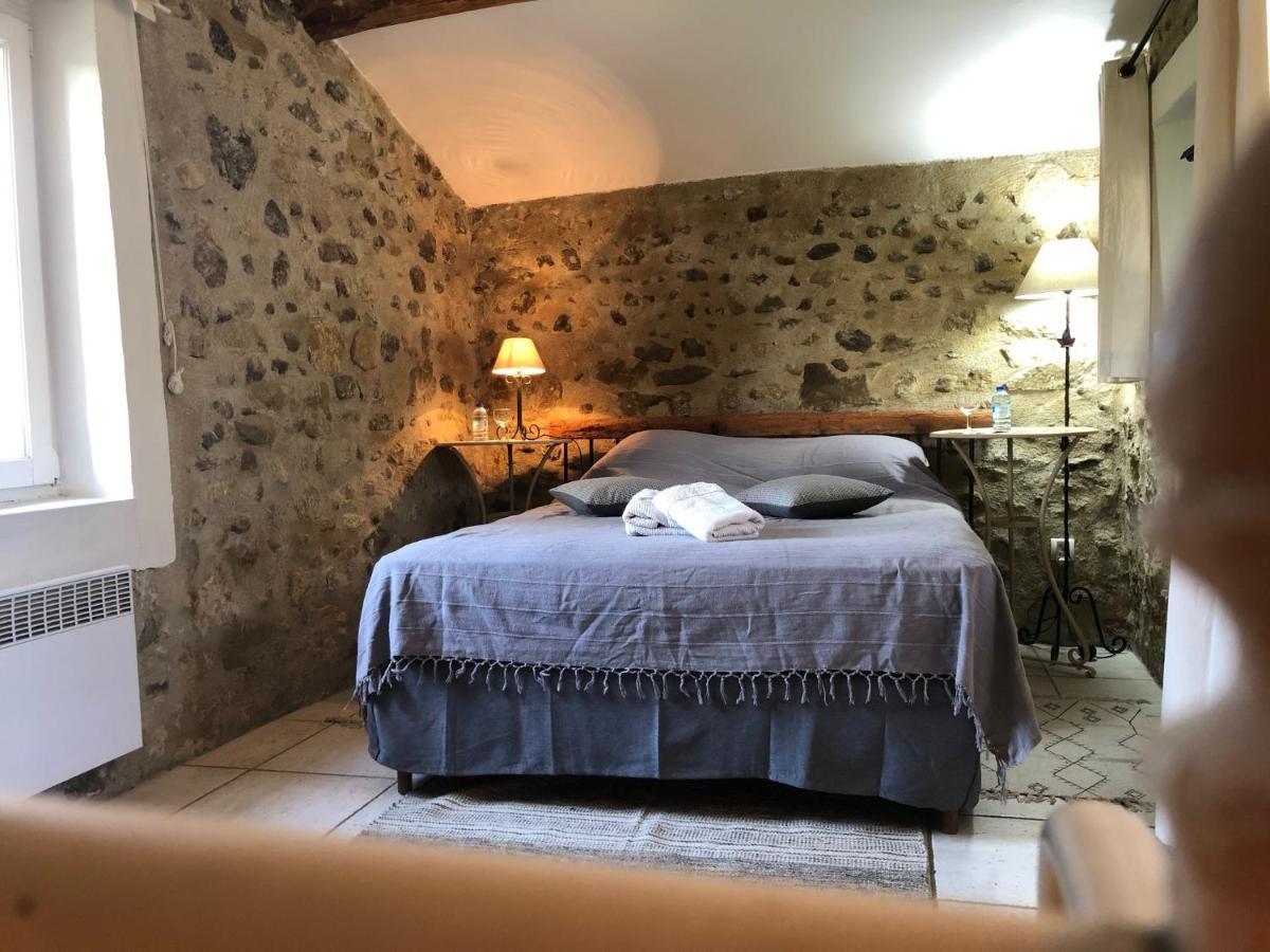 Chambre D'Hotes Lou Pataclet Charols Екстериор снимка